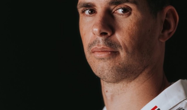 世界杯官方网站入口-退役倒计时！巴媒：奥斯卡与圣保罗解约达协议，放弃近7000万薪资