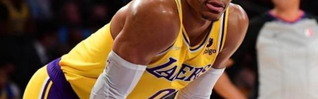 世界杯官网-韦少季前赛发挥糟糕 某高管：再这样湖人会交易他